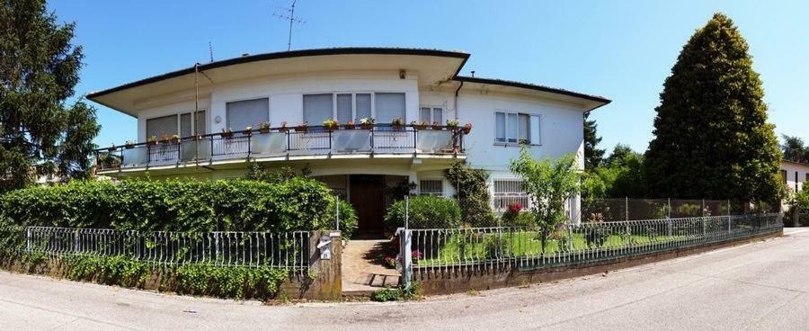 Le Due Magnolie Bed and Breakfast Cotignola Esterno foto